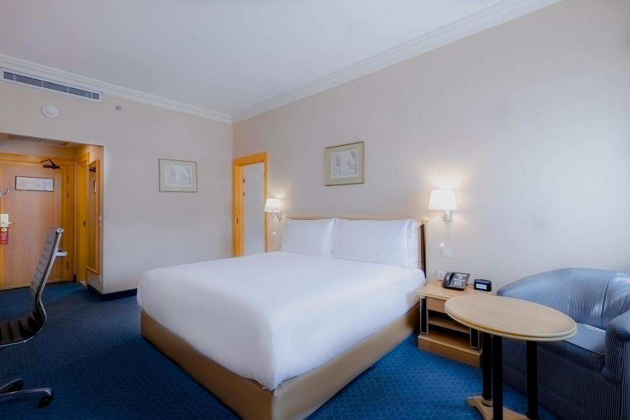 By Ihg 5*