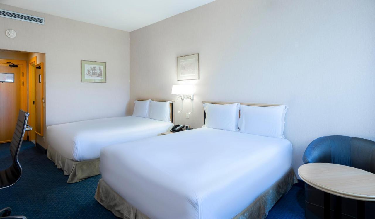 Hotel By Ihg