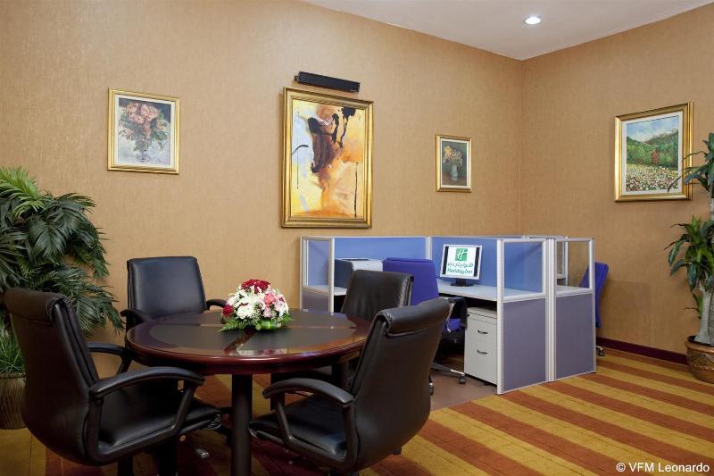 Hotel By Ihg 5*