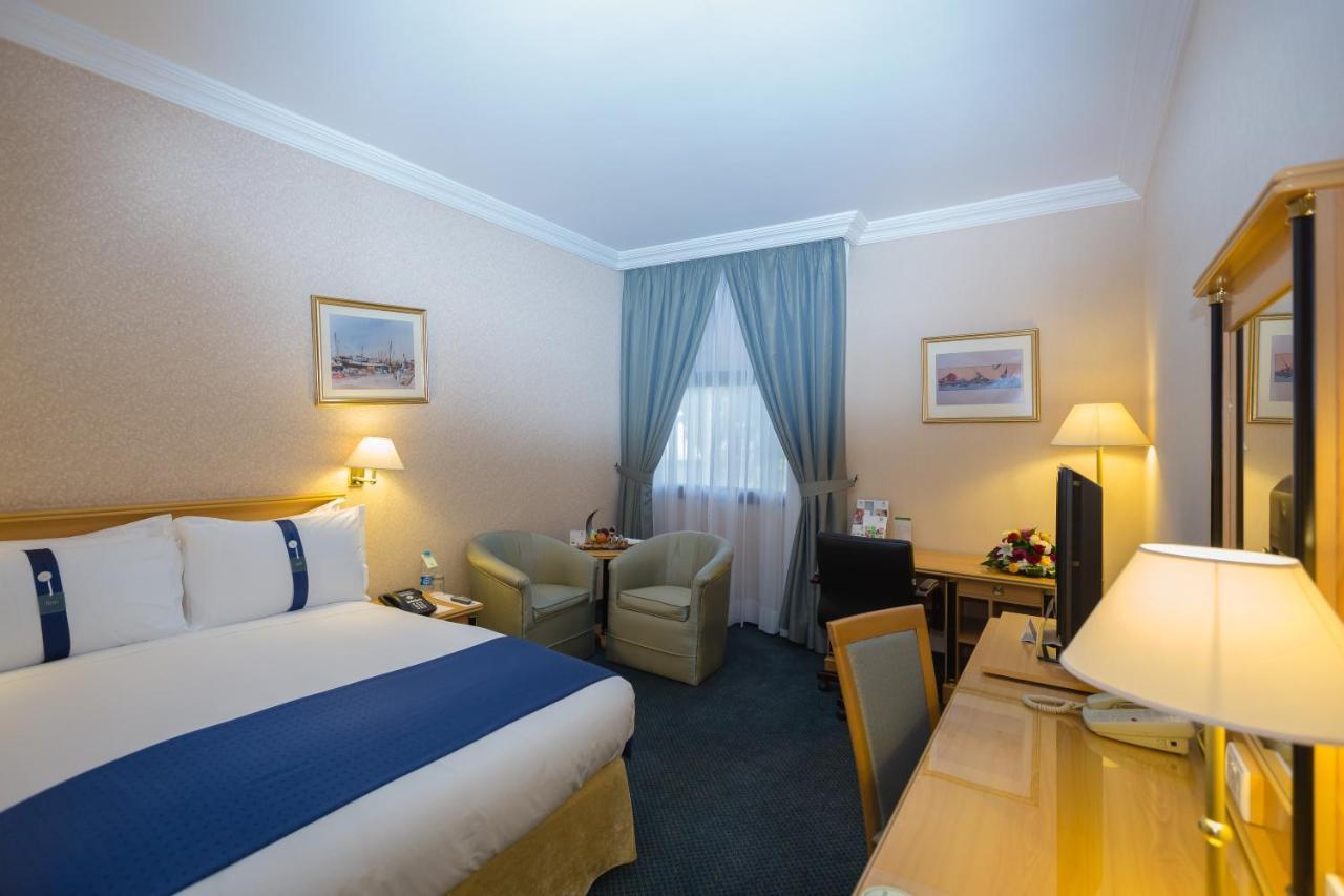 By Ihg Hotel 5*